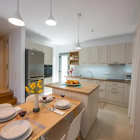 Grand View Elios